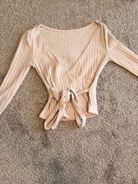 Various long and 3/4 sleeved bundle